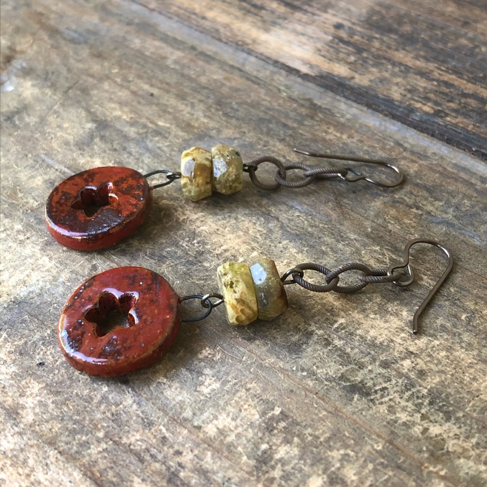 Patriotic Americana Star Green Garnet Earrings